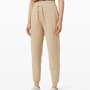 Lululemon Scuba High-Rise Jogger *Full Length Size 6 in Trench Color Comfy $118
